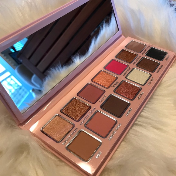 Kylie Cosmetics Other - 💥LAST ONE💥BNIB Kylie 2019 Holiday Palette